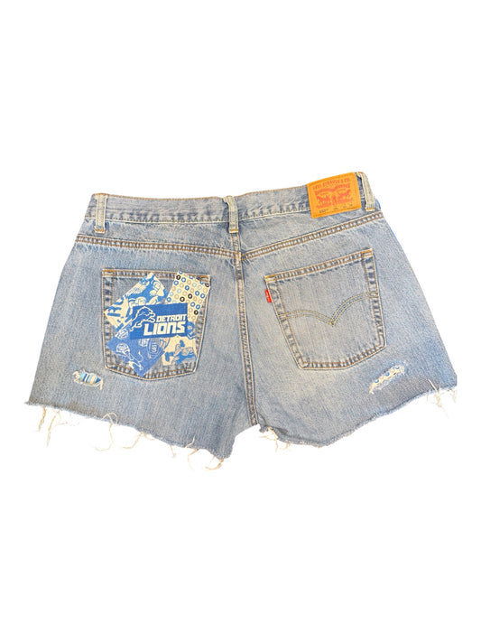 Lux Royal Threads | The Sunday Rush Cutoff Shorts
Sunday Collection | Detroit Football-Inspired | One of a Kind