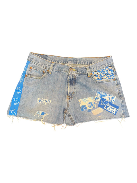 Lux Royal Threads | The Sunday Rush Cutoff Shorts
Sunday Collection | Detroit Football-Inspired | One of a Kind