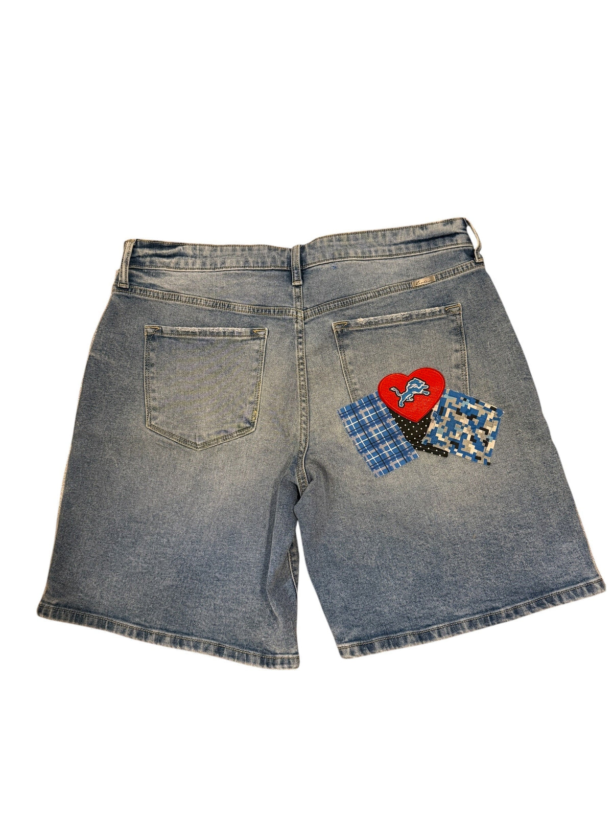 Lux Royal Threads | Detroit Football Bermuda Denim Shorts – Size 30