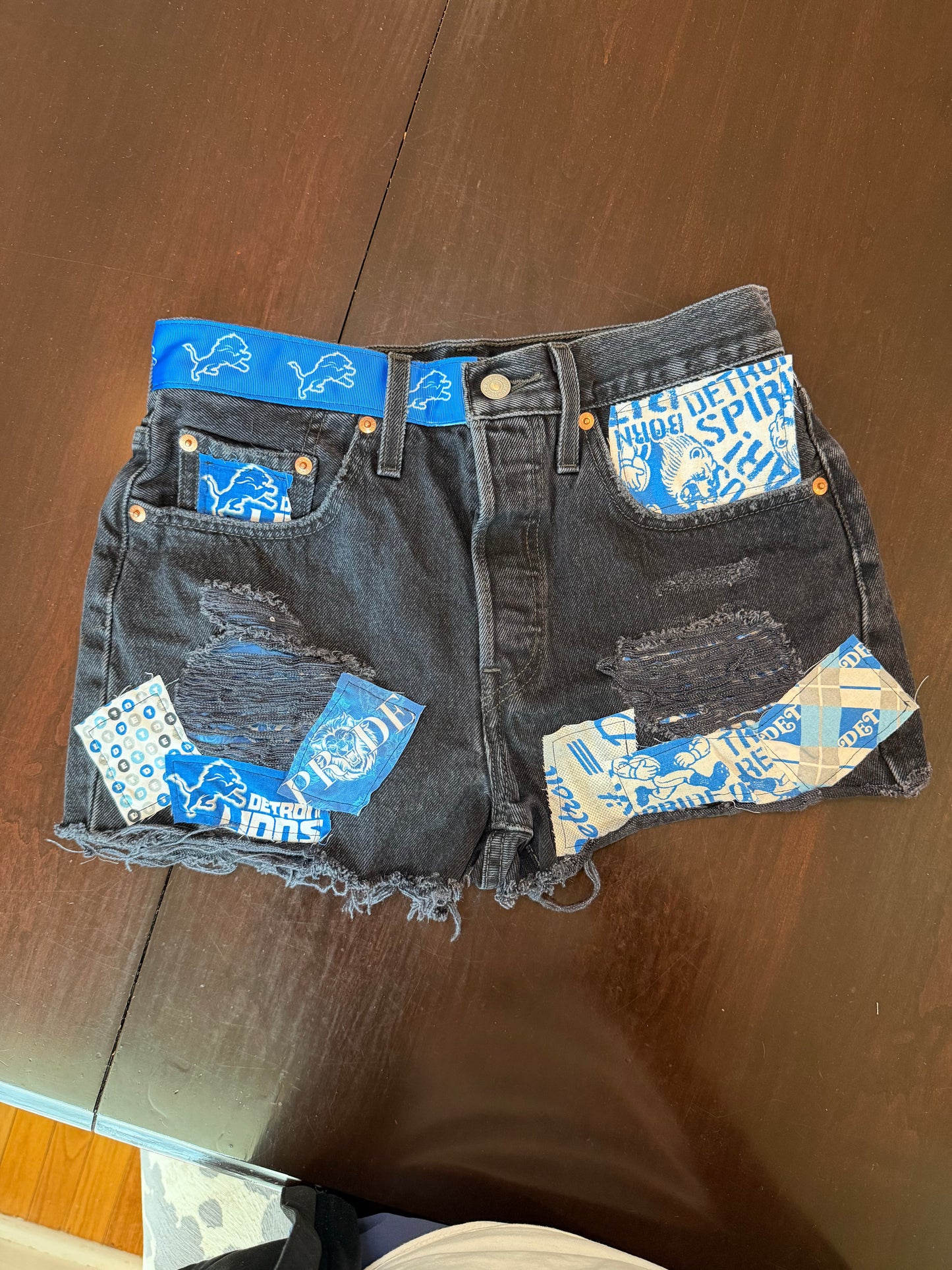 Lux Royal Threads | The Sunday Collection Levi's 501 Cutoff Shorts