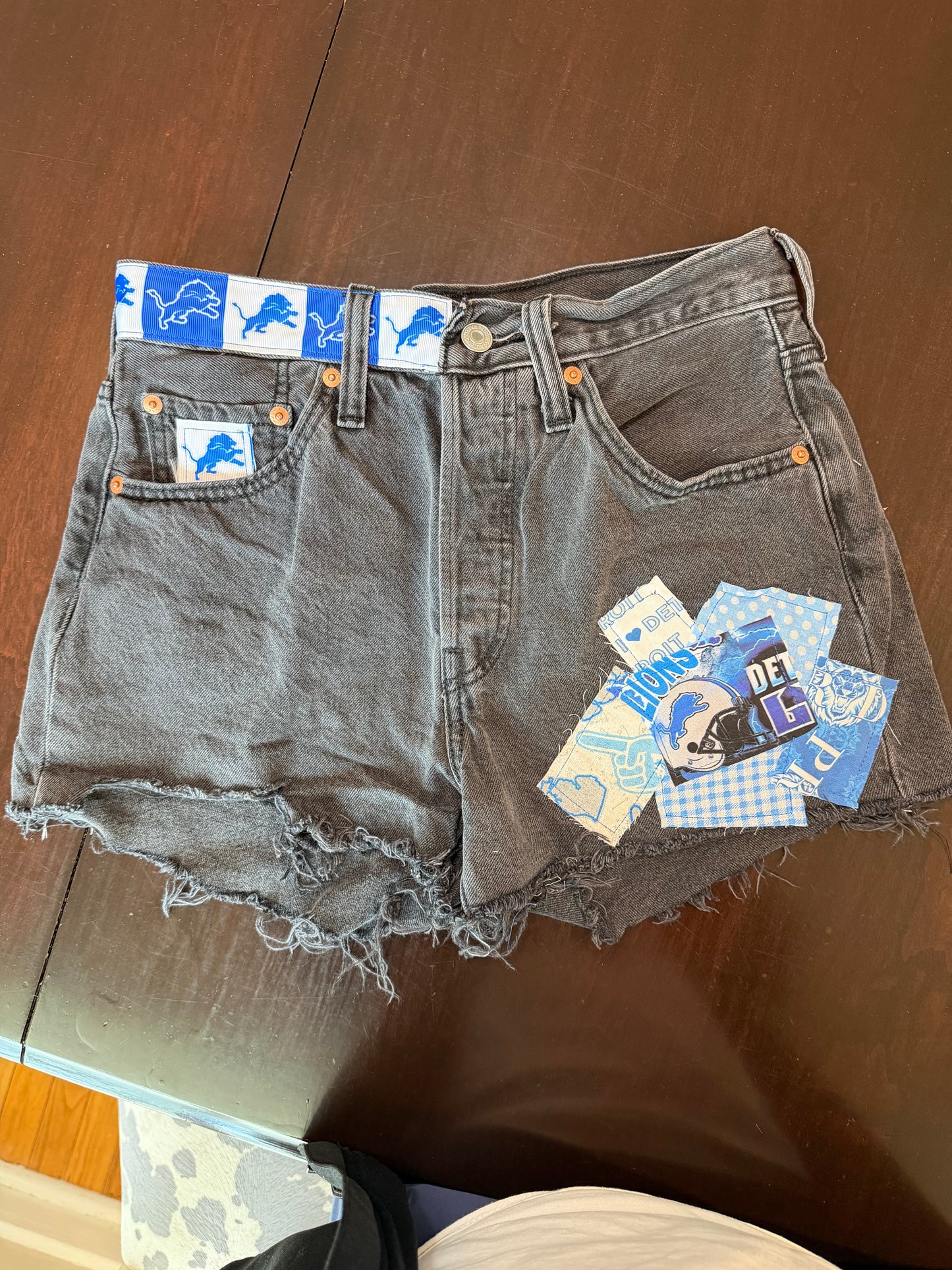 Lux Royal Threads | The Sunday Collection Levi's 501 Cutoff Shorts