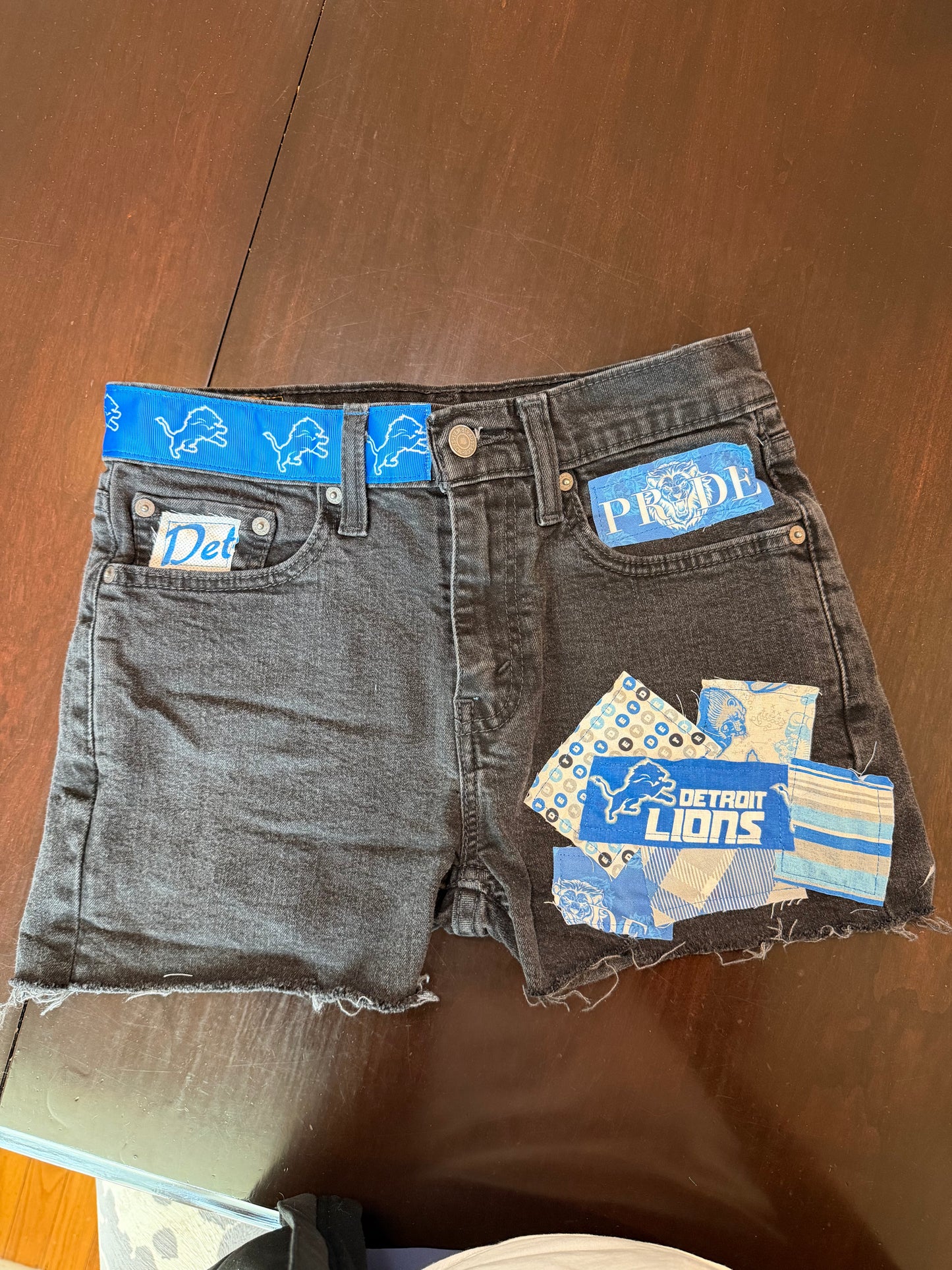 Lux Royal Threads | The Sunday Collection Levi's 501 Cutoff Shorts